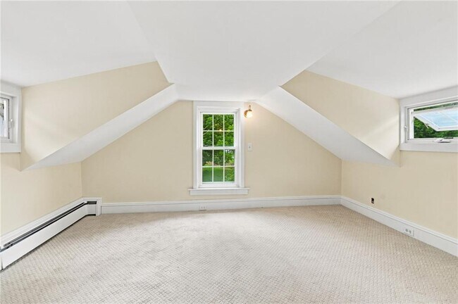 Building Photo - 37 Ryefield Rd