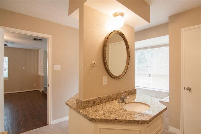 Building Photo - 22102 Woodrose Dr