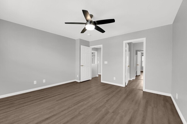 Building Photo - 7470 Margollini St