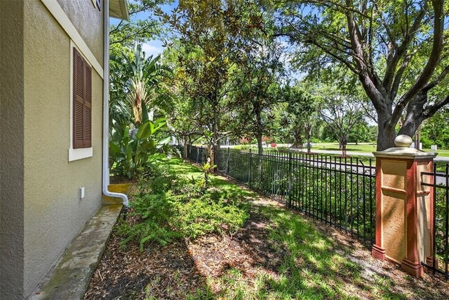 Building Photo - 6745 Breezy Palm Dr