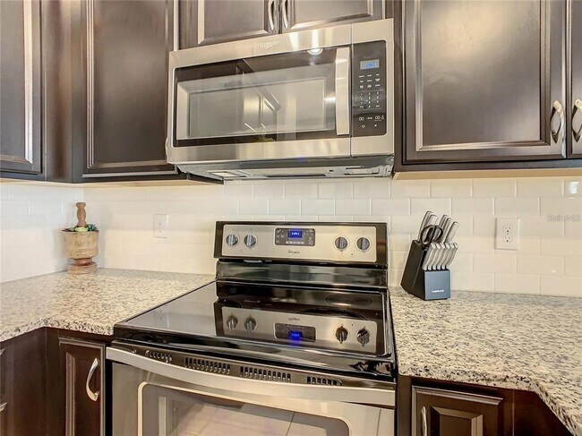 Building Photo - 2475 Fassona Dr