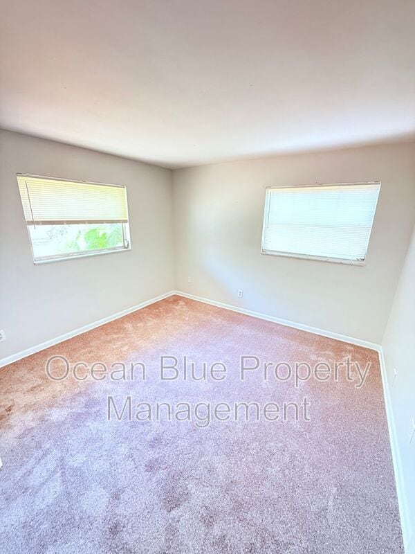 Building Photo - 13822 Brewster Dr
