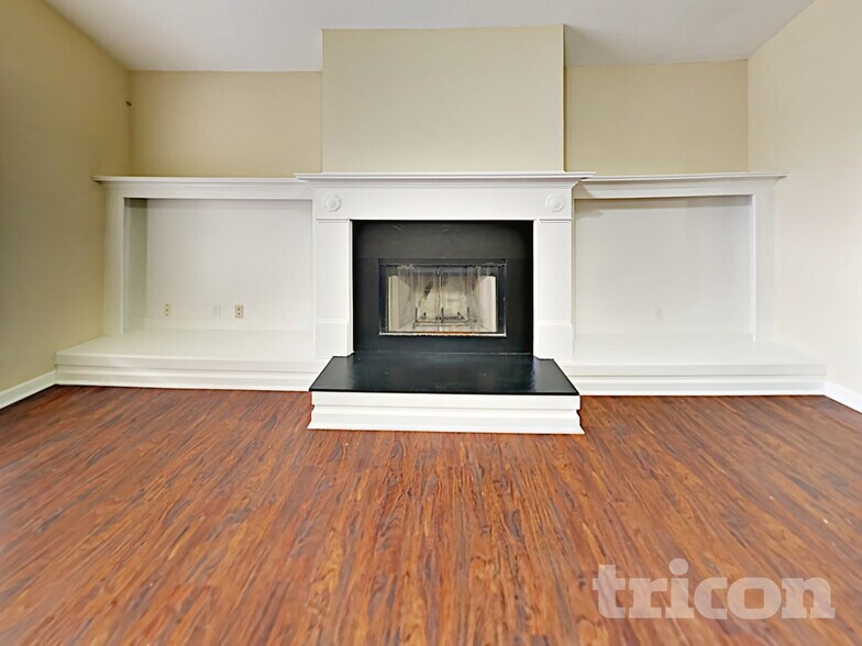 Building Photo - 6728 Chesepeake Trail