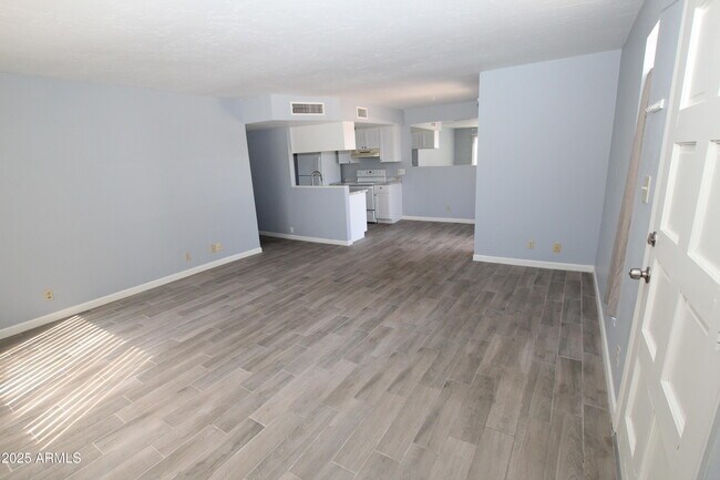 Building Photo - 14407 N Boxwood Ln