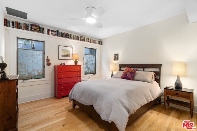 Building Photo - 740 Marco Pl