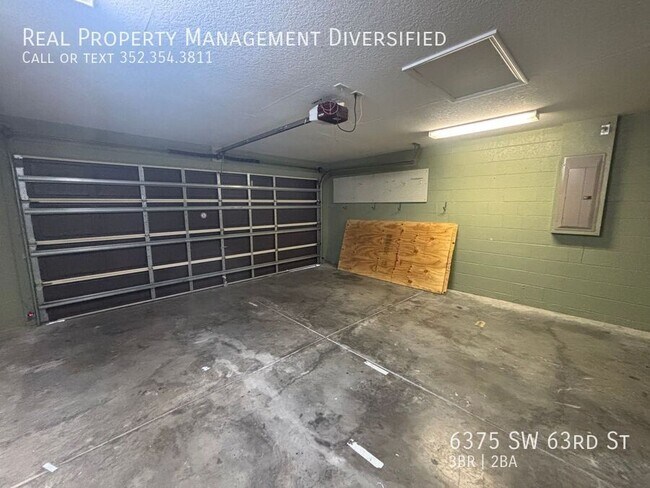 Building Photo - 6375 SW 63rd St