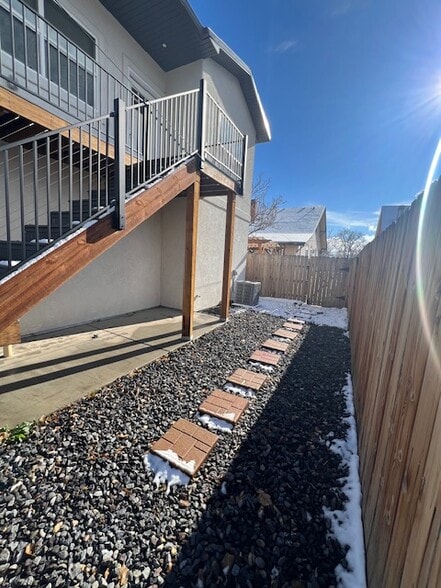 Building Photo - 1336 White Ave