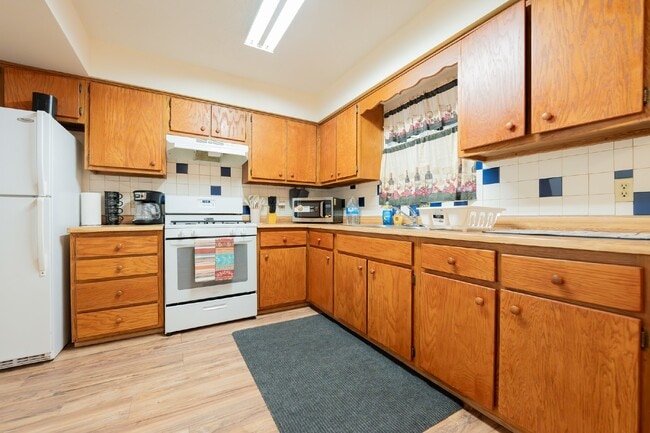 Building Photo - 511 Western Dr