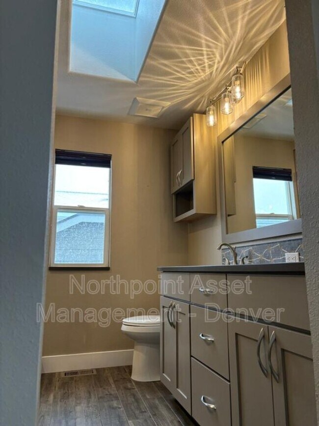 Building Photo - 3 BR/3BA | Newly Renovated Single Family Home |  Back Deck | In Highlands Ranch!
