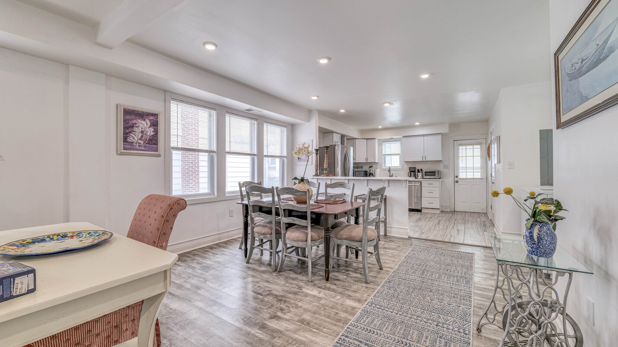 Building Photo - 14 N Vassar Sq