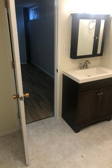 Building Photo - 3413 Harbel Dr NE