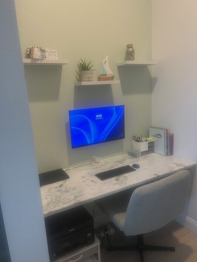 Building Photo - 11715 1st St E