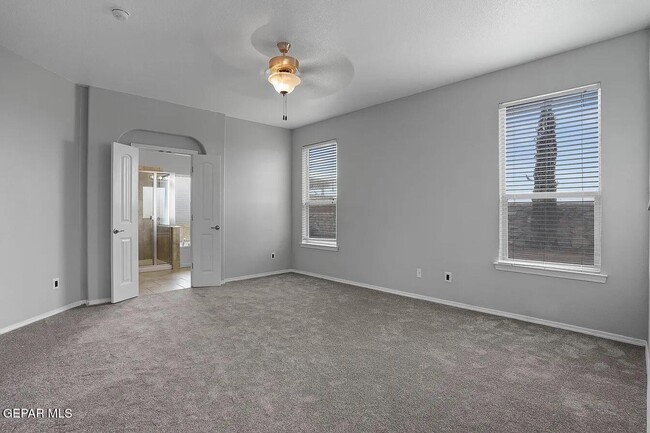 Building Photo - 14344 Alma Point Dr