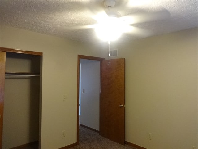 Building Photo - 945 Dianthus Ct
