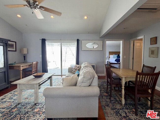 Building Photo - 3950 Las Flores Canyon Rd