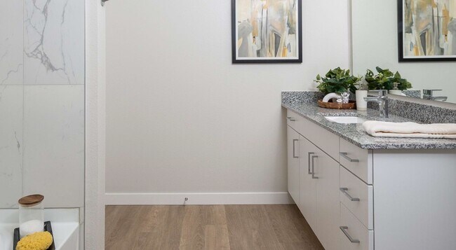 Building Photo - 10800 Hammerly Blvd