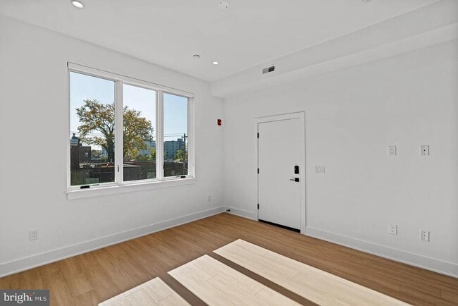 Building Photo - 4225 Powelton Ave