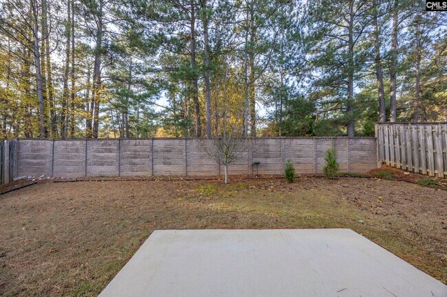 Building Photo - 143 Springhaven Dr
