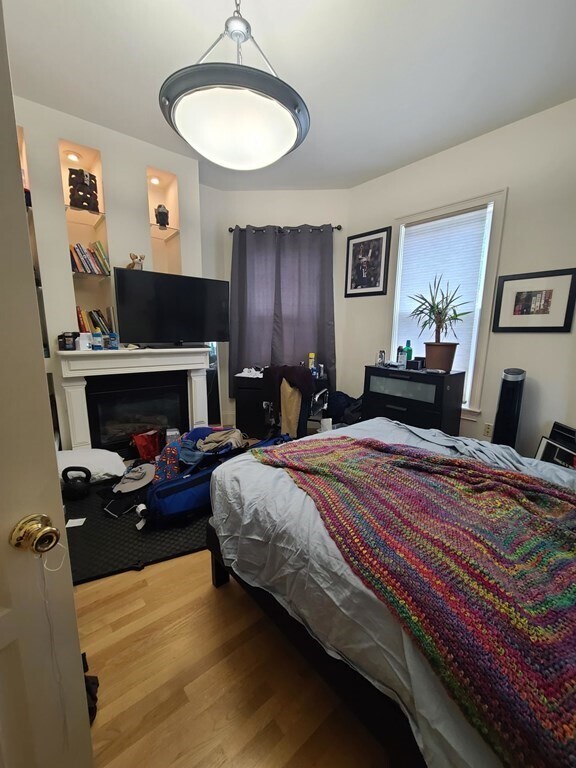 Building Photo - 42 N St