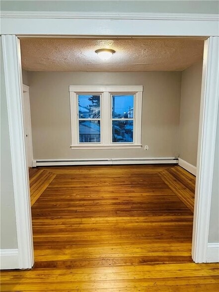 Building Photo - 89 Columbine Ave