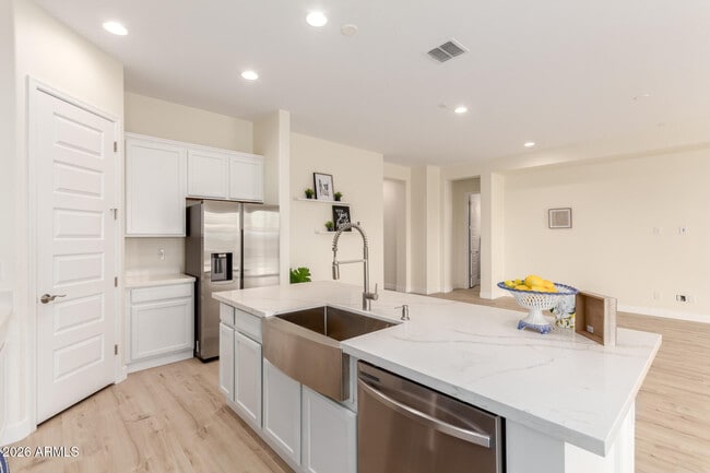 Building Photo - 18453 W Elwood St