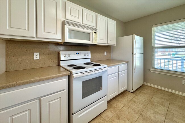 Building Photo - 3455 Angel Ln