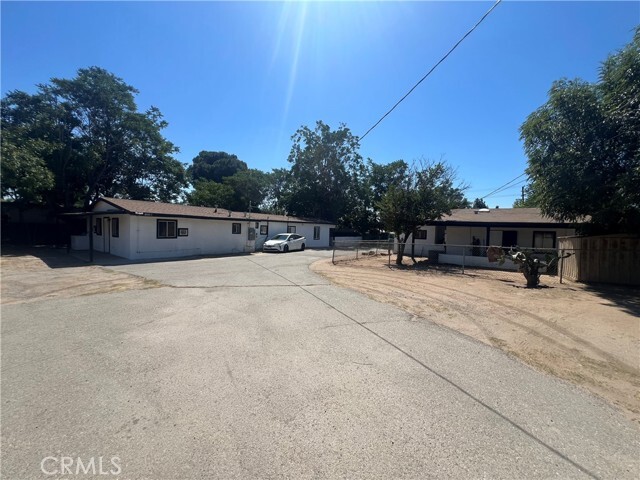 Building Photo - 10945 Campbell Ave