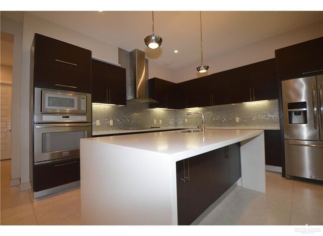Building Photo - 3600 Denia Ct