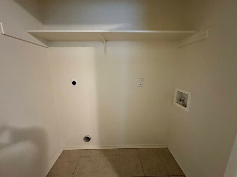 Building Photo - 4508 Mattie Dr