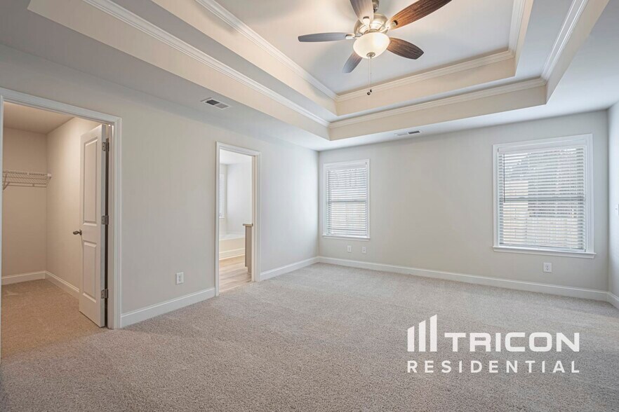 Building Photo - 228 Margrave Dr