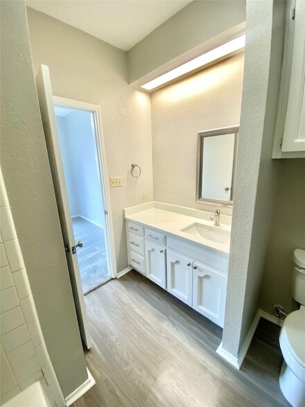 Building Photo - 500 Norwood Pl