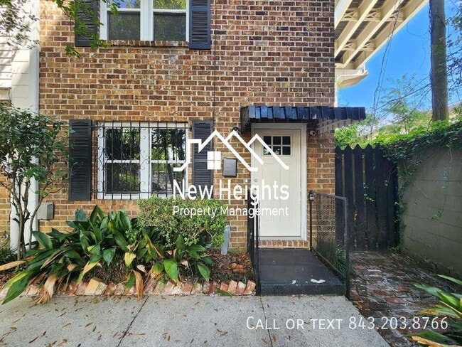 Primary Photo - 2 Grove St