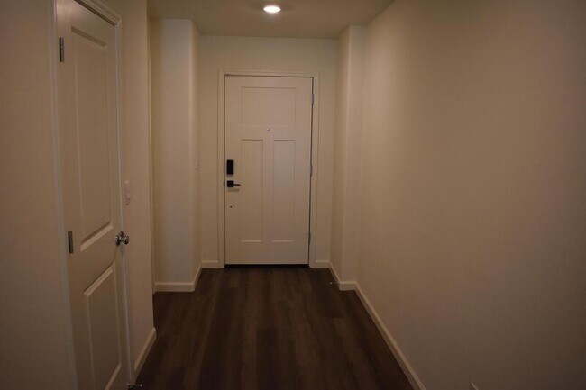 Building Photo - 4027 Bayonet Dr