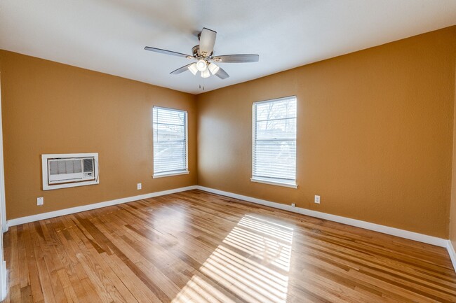 Building Photo - WILSHIRE VILLAGE 3-BEDROOM