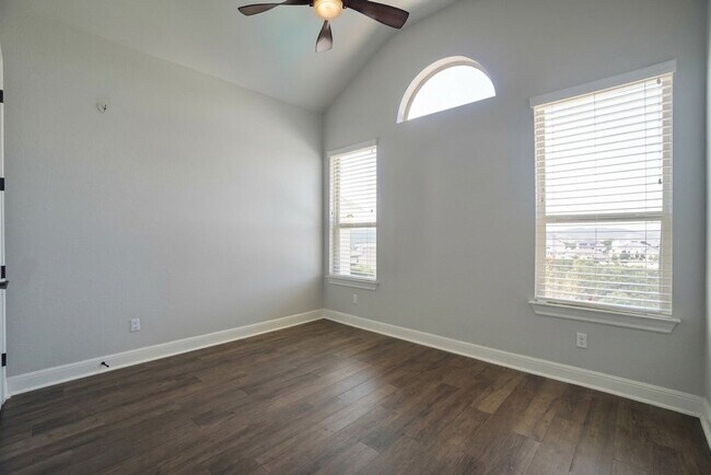 Building Photo - 2209 Milan Meadows Dr