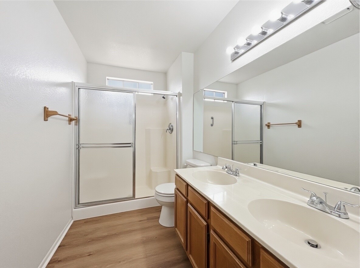 Building Photo - 2020 W Union Hills Dr