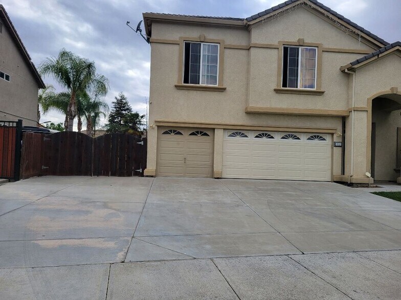 Building Photo - 1663 Eucalyptus Ct