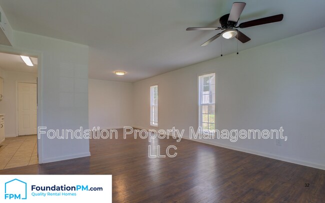 Building Photo - 3814 Selden Cove