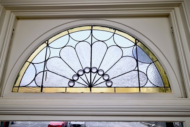 Building Photo - 2369 Park Ave