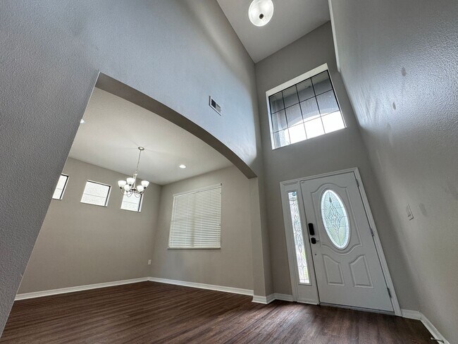 Building Photo - $300 off of a month of rent!! Experience the Epitome of Lakeside Luxury Living — For Rent in Narc...