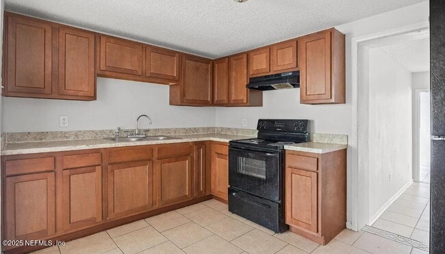Building Photo - 5758 Newberg Ln