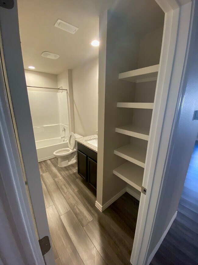 Building Photo - 7326 Tristan Dr