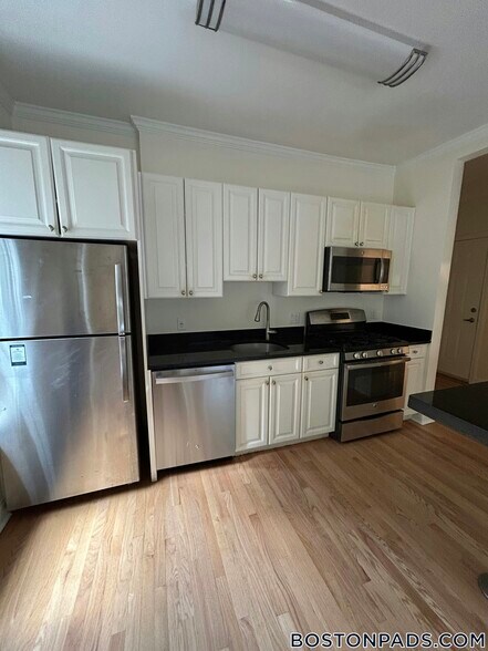 Building Photo - 65 Langdon St