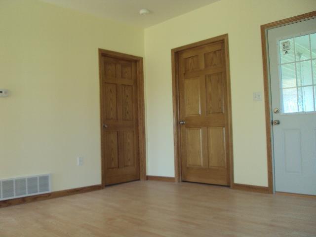 Building Photo - 296 S Main St