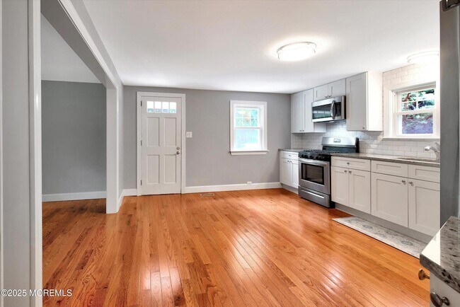 Building Photo - 88 Dutch Lane Rd