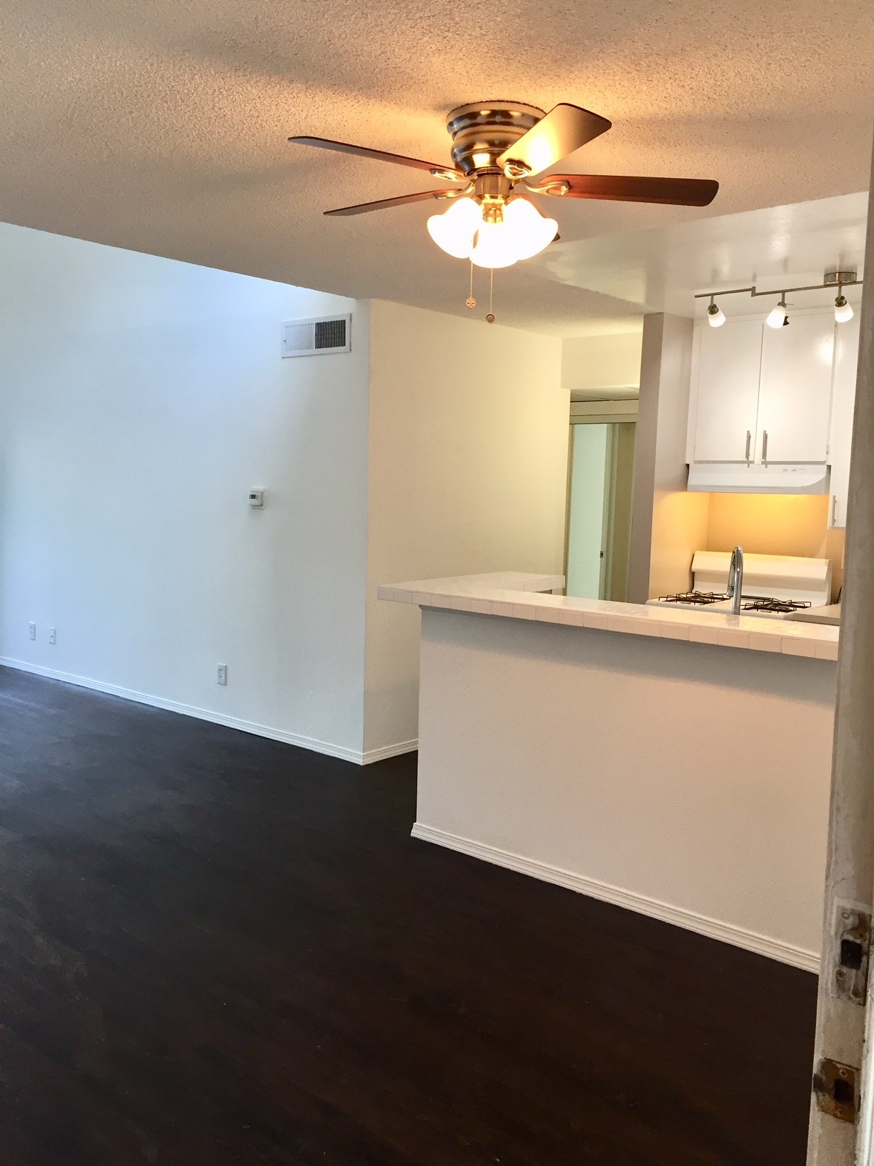 Building Photo - 18645 Hatteras St