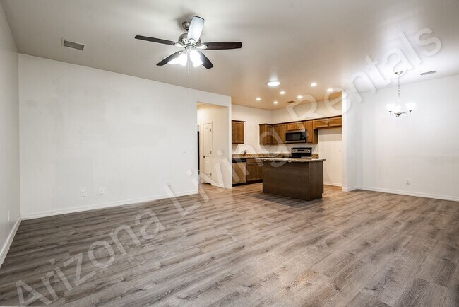 Building Photo - PEAR3527