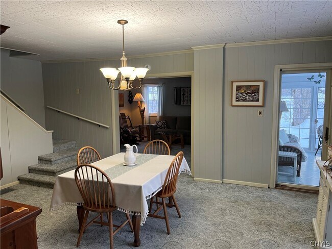 Building Photo - 2709 King Rd