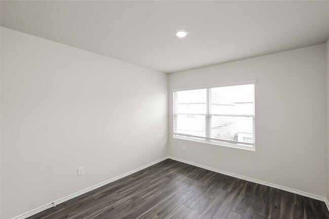 Building Photo - 5307 Gouldburn River Dr