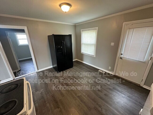 Building Photo - 15315 Fuller Ave